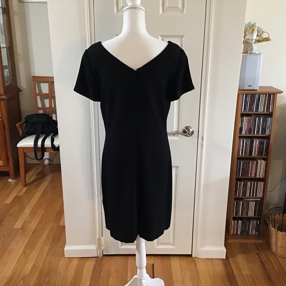 Preview Collection Black A Line Short Sleeve Dress - Picture 3 of 9